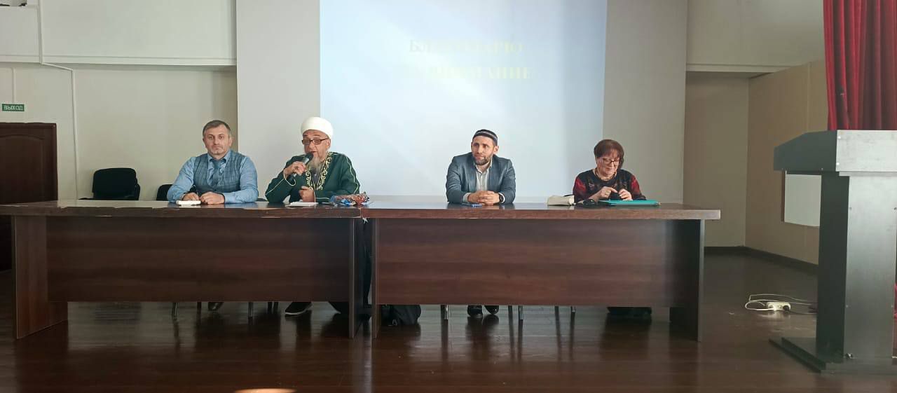 Встречи со студентами ссузов и вузов республики прошли в рамках XII Международного межрелигиозного молодежного форума.